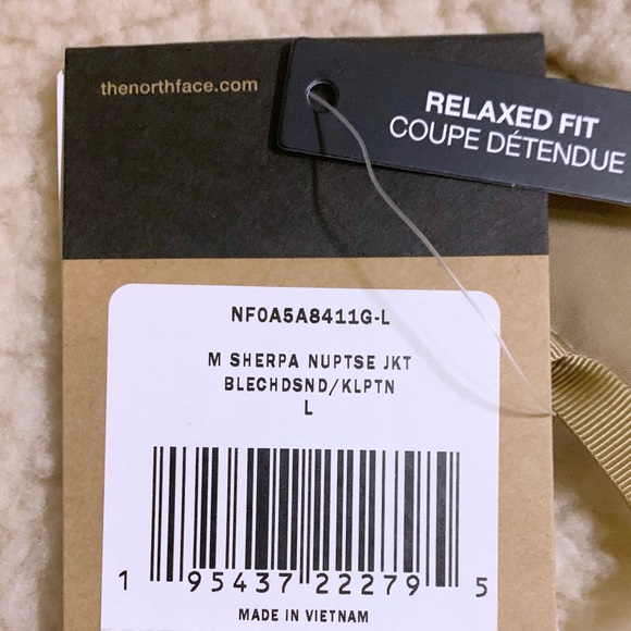 The North Face Sherpa Nuptse Jacket - Picture 12 of 12